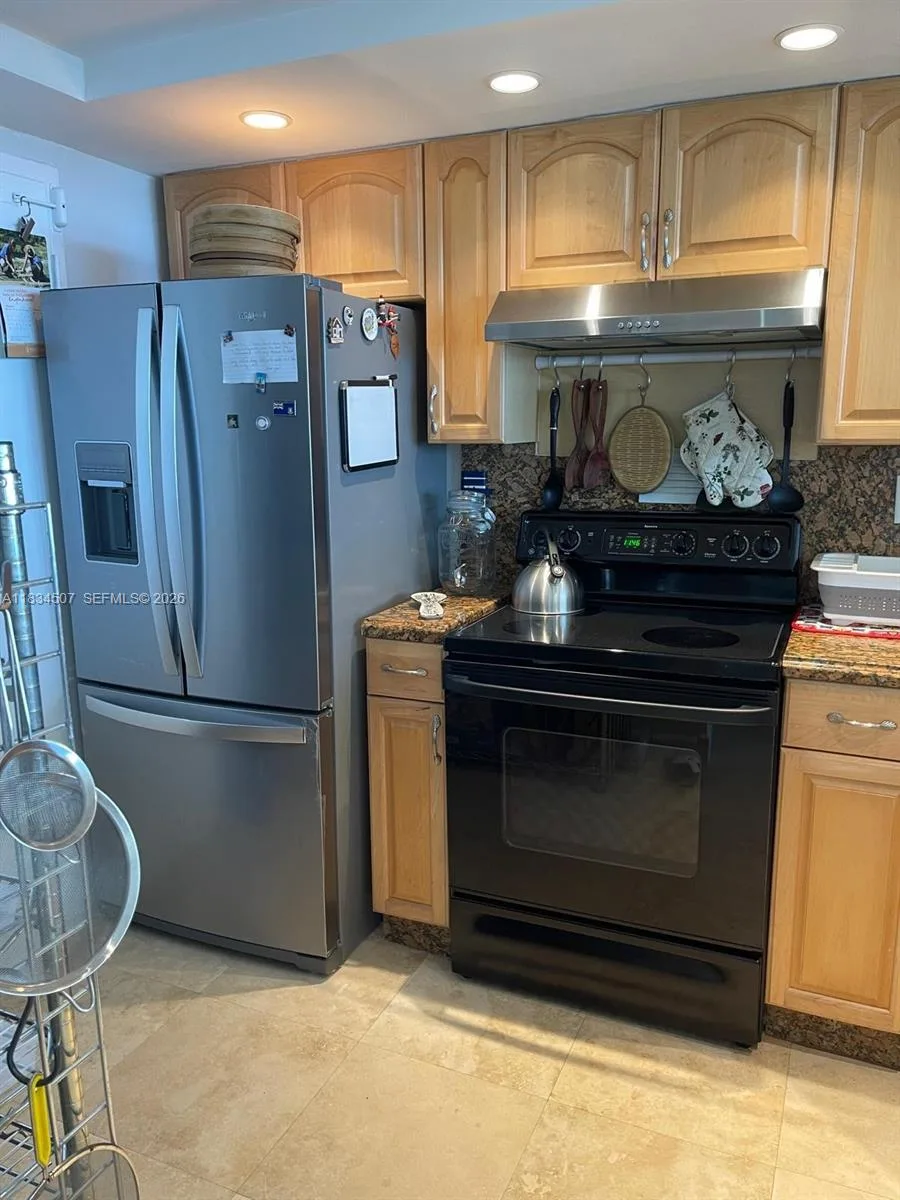 3180 S Ocean Dr # 1602, Hallandale Beach, FL 33009 photo 11