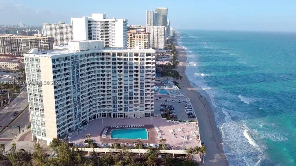 3180 S Ocean Dr # 1602, Hallandale Beach, FL 33009 photo 2