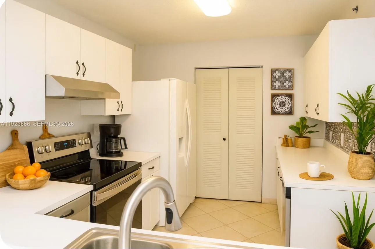 19601 E Country Club Dr # 7202, Aventura, FL 33180 photo 4