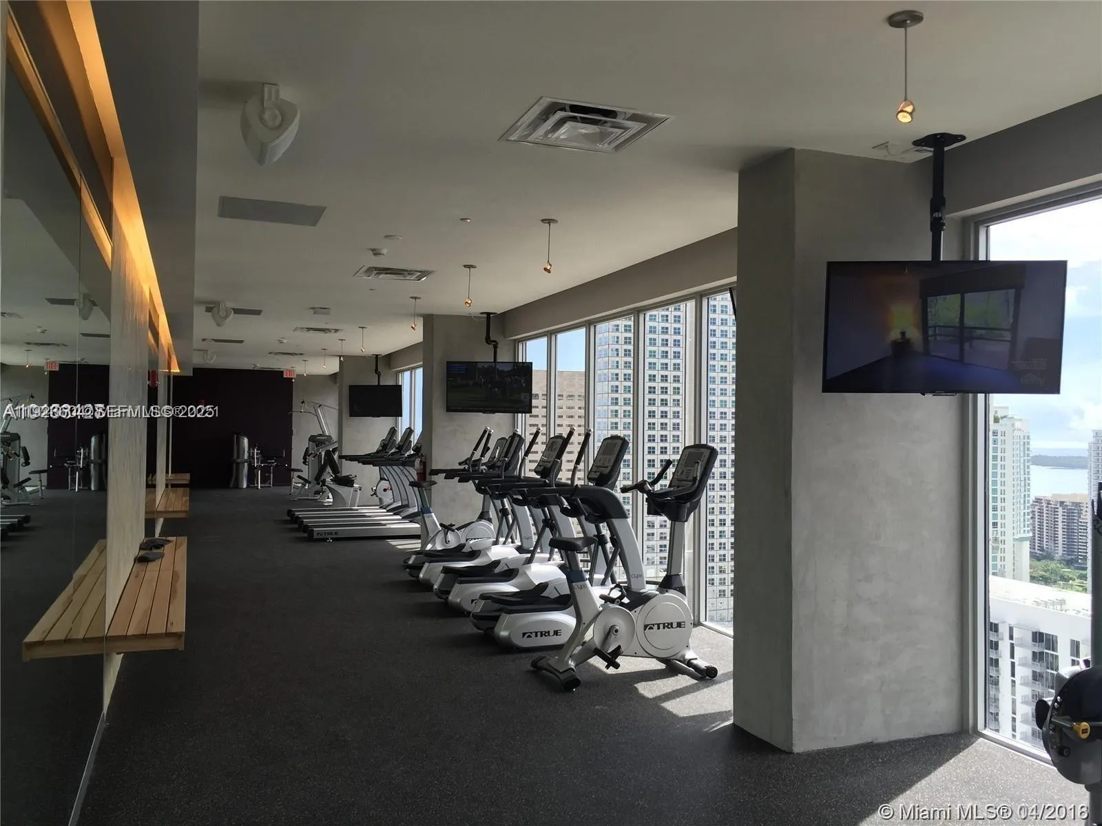151 SE 1st St # 409, Miami, FL 33131 photo 12