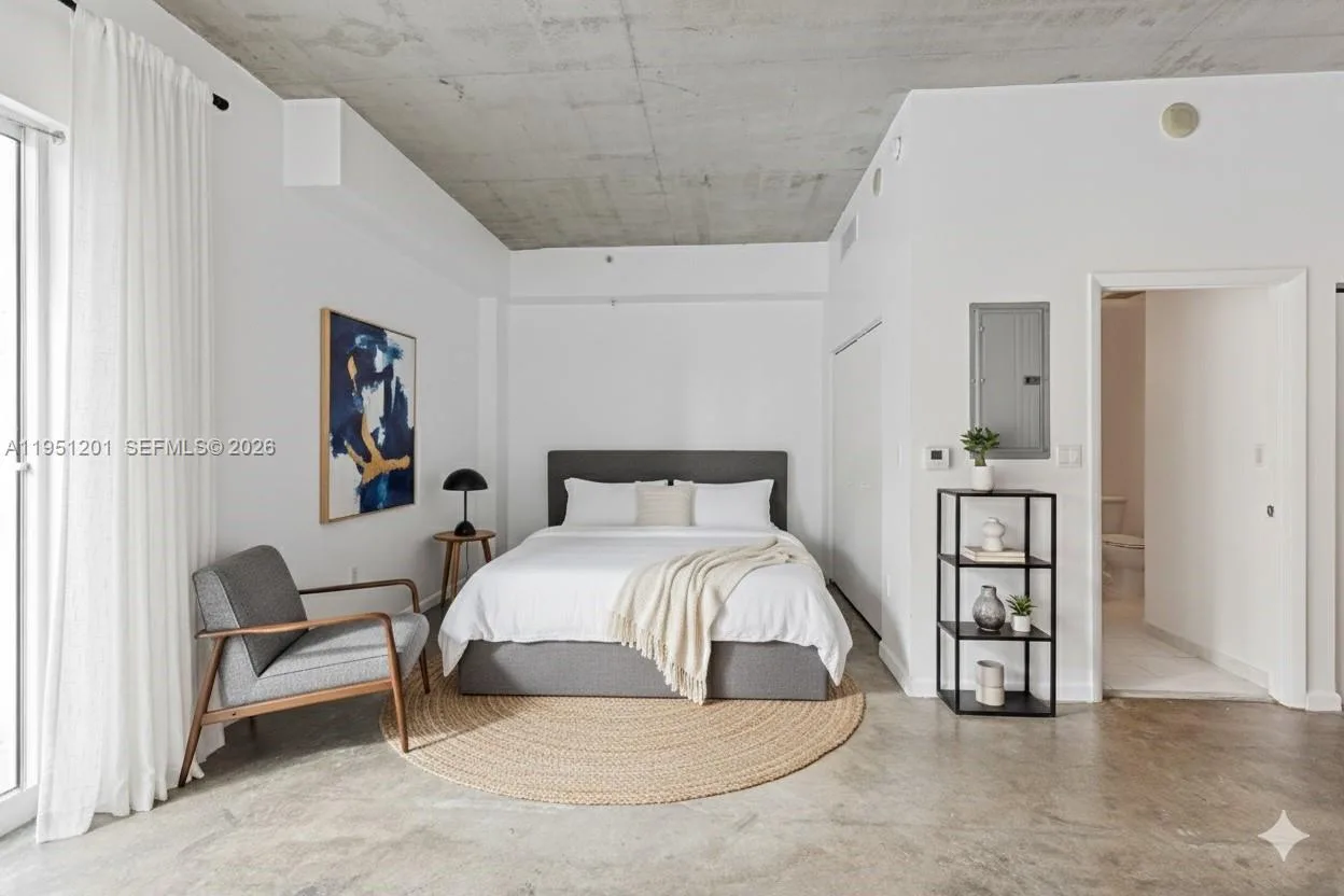 133 NE 2nd Ave # 1104, Miami, FL 33132 photo 8