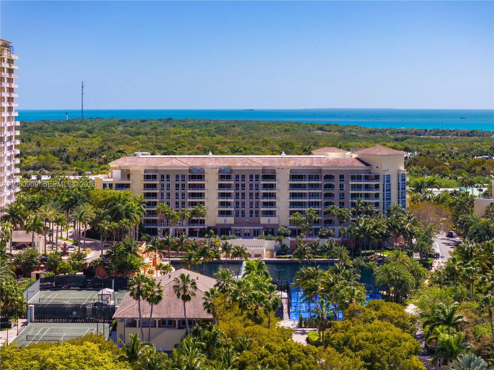765 Crandon Blvd # 306, Key Biscayne, FL 33149 photo 2