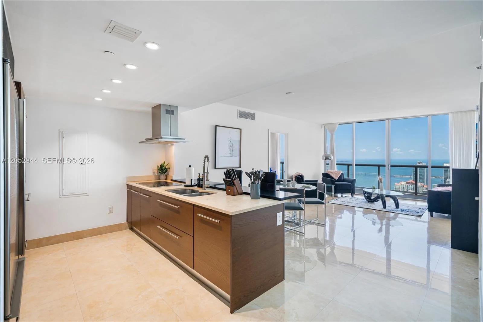495 Brickell # 5705, Miami, FL 33131 photo 4