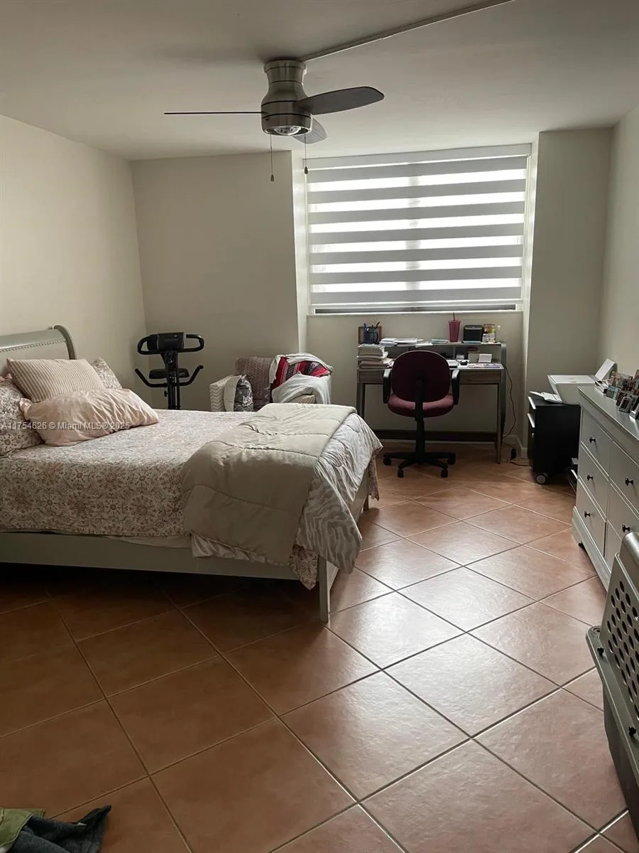 10985 SW 107th St # 211, Miami, FL 33176 photo 3