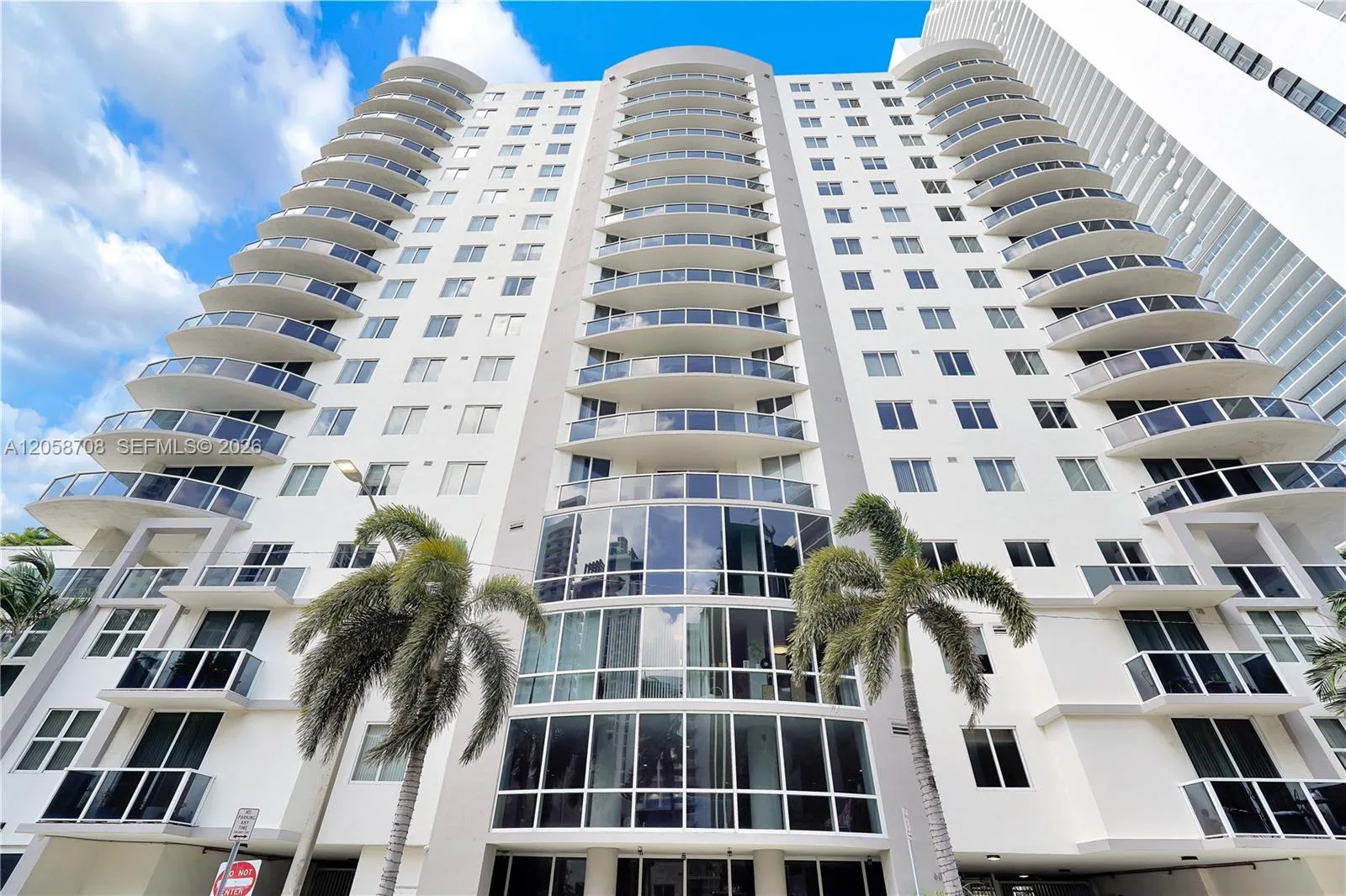 601 NE 23rd St # 901, Miami, FL 33137