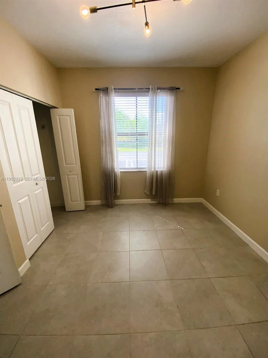 18220 SW 148th Rd, Miami, FL 33187 photo 3