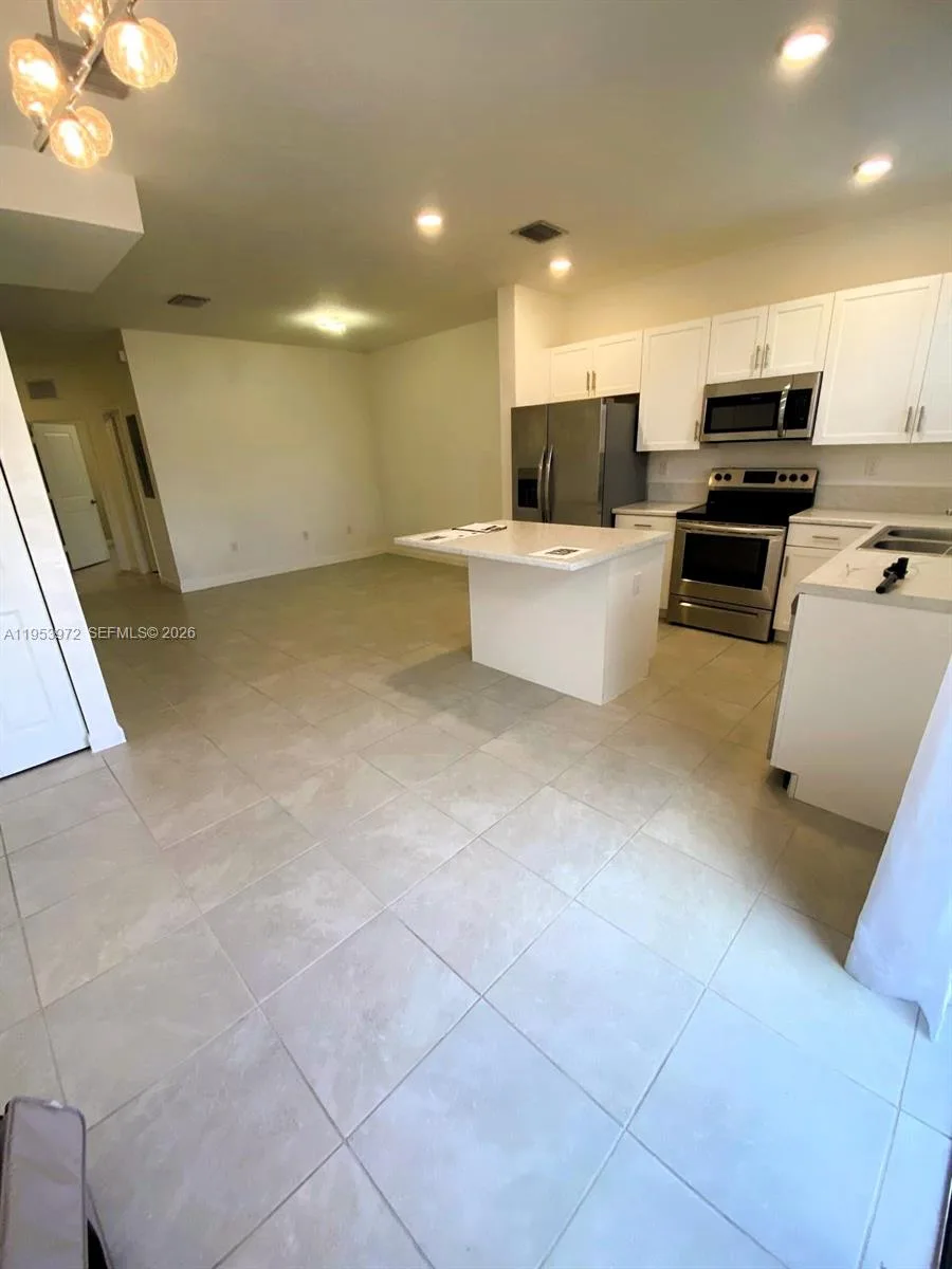 18220 SW 148th Rd, Miami, FL 33187 photo 8