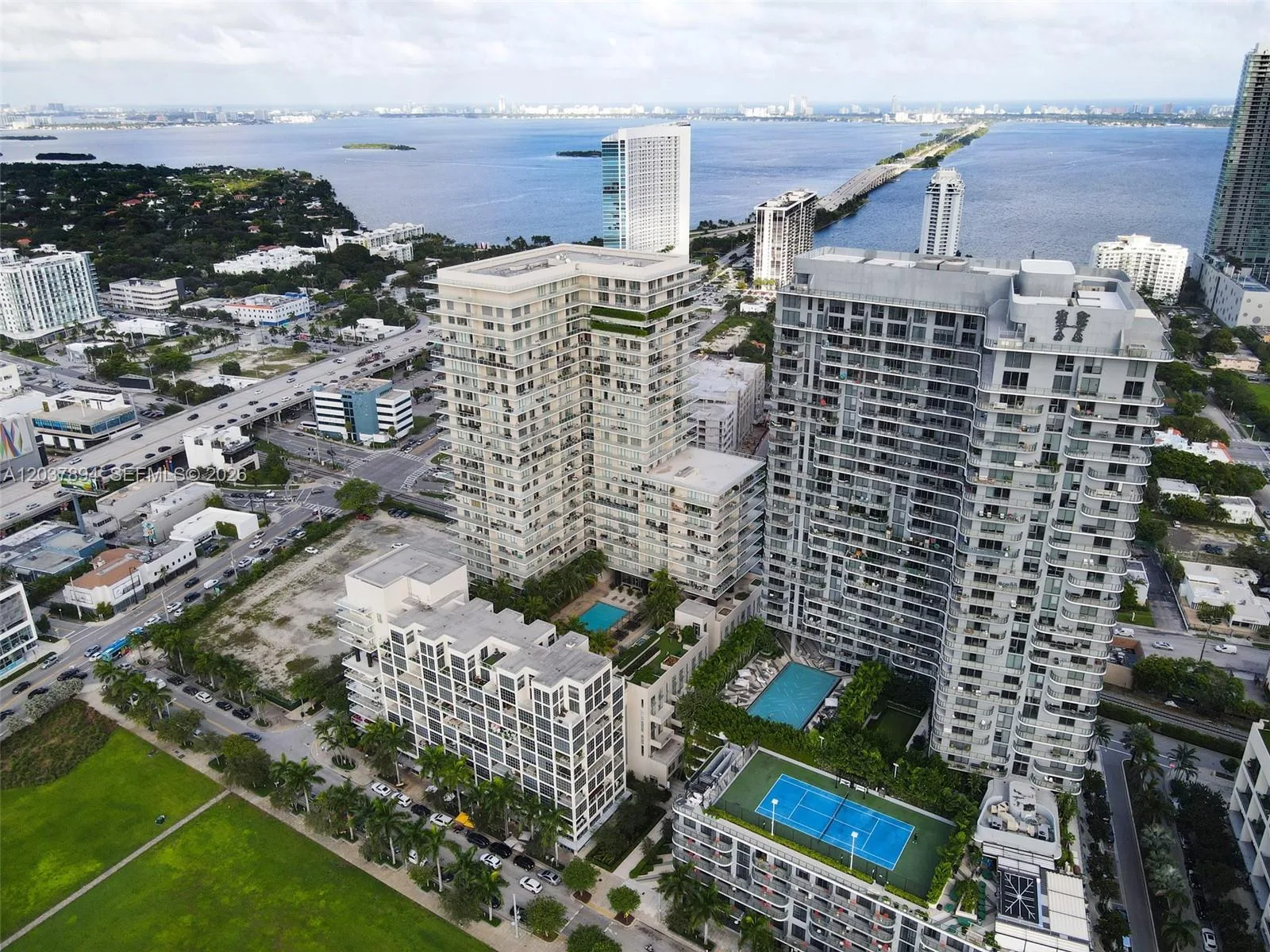 121 NE 34th St # 3006, Miami, FL 33137
