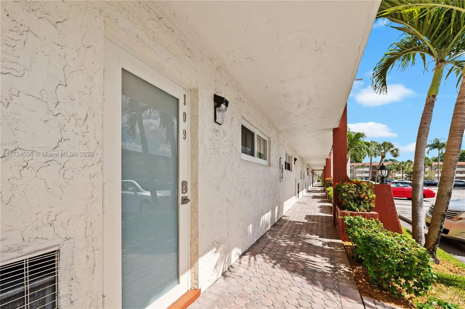 711 S Hollybrook Dr # 109, Pembroke Pines, FL 33025 photo 3