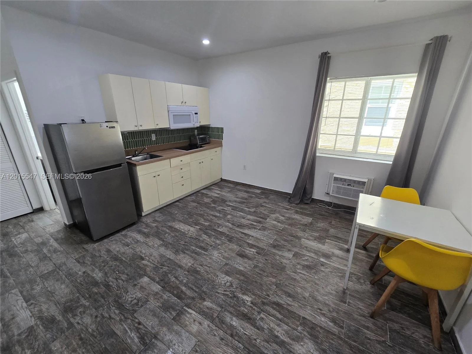 1345 Pennsylvania Ave # 5B, Miami Beach, FL 33139 photo 3