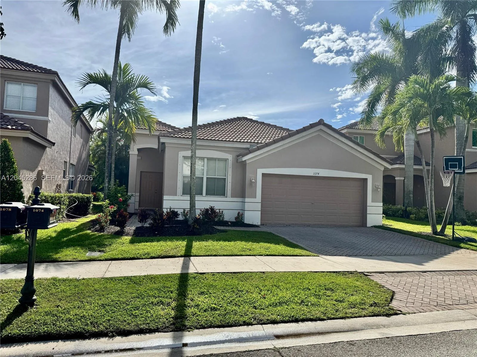 1074 Bluewood Ter # 0, Weston, FL 33327 photo 2