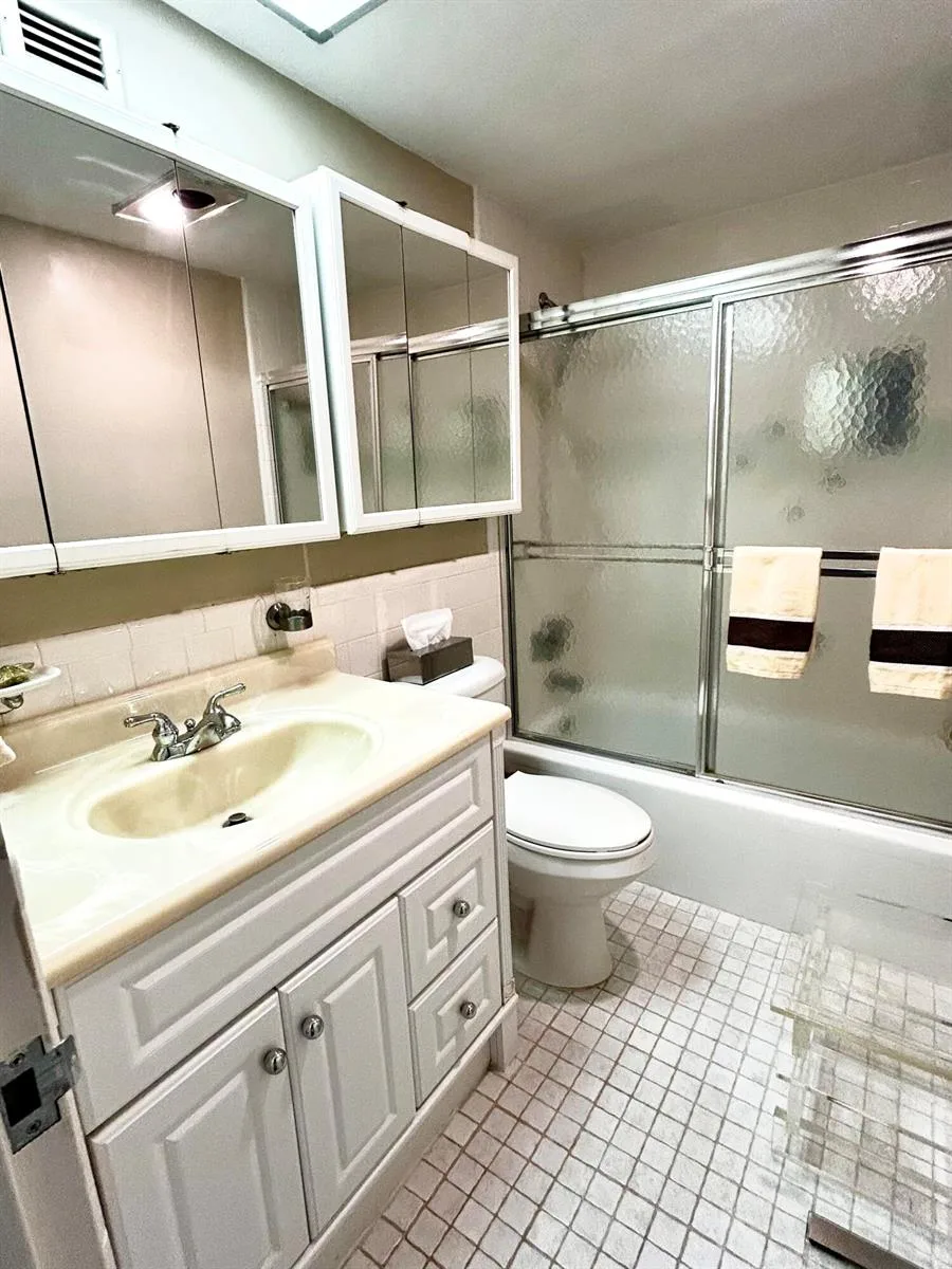 2840 S Ocean Boulevard # 2210, Palm Beach, FL 33480 photo 10