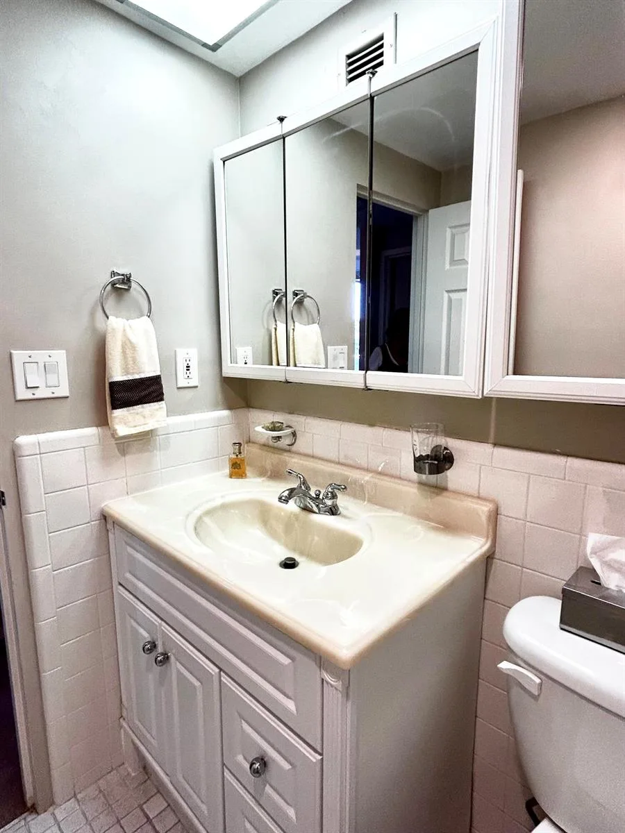 2840 S Ocean Boulevard # 2210, Palm Beach, FL 33480 photo 11