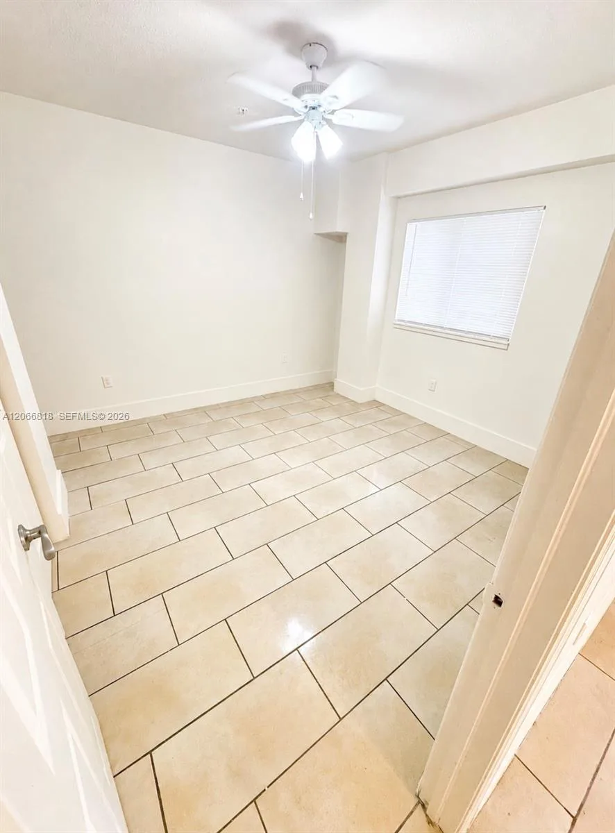 1315 NW 1st St # 203, Miami, FL 33125 photo 4