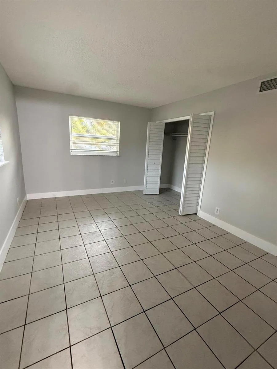 313 SW 1ST Court # L-3, Pompano Beach, FL 33060 photo 11