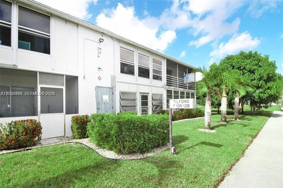 111 Tilford F # 111, Deerfield Beach, FL 33442