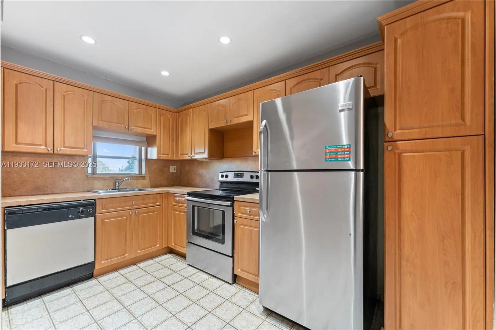 8901 S Hollybrook Blvd # 303, Pembroke Pines, FL 33025