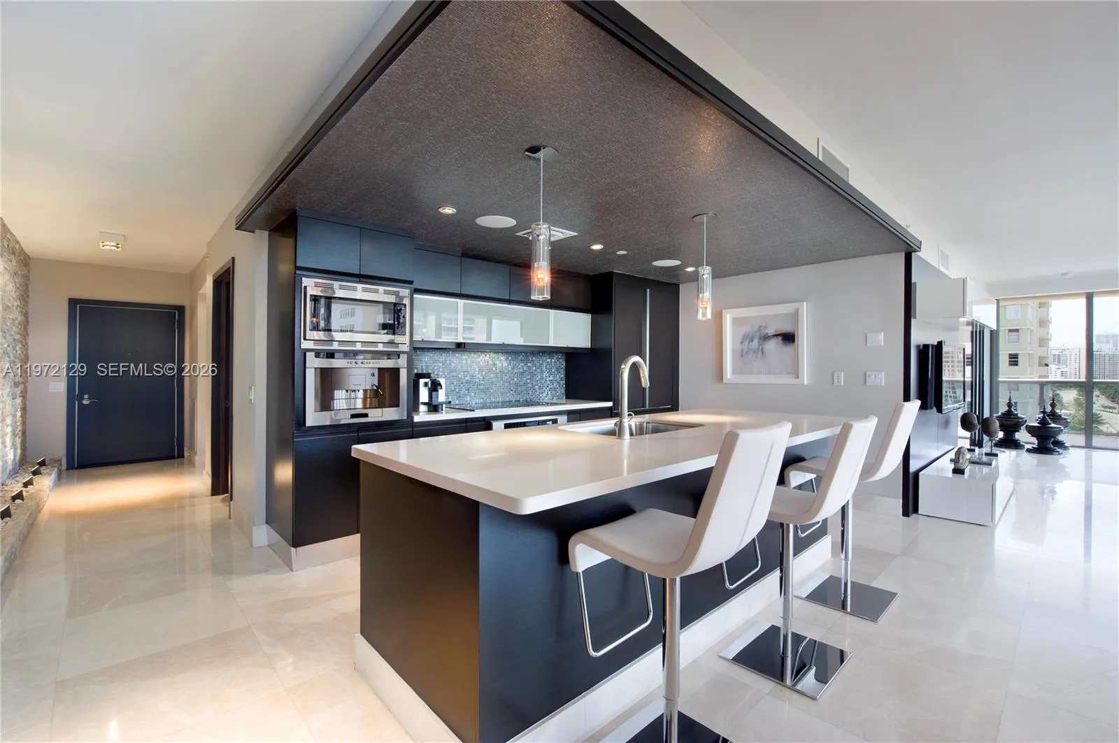 5875 Collins Ave # 1008, Miami Beach, FL 33140 photo 4