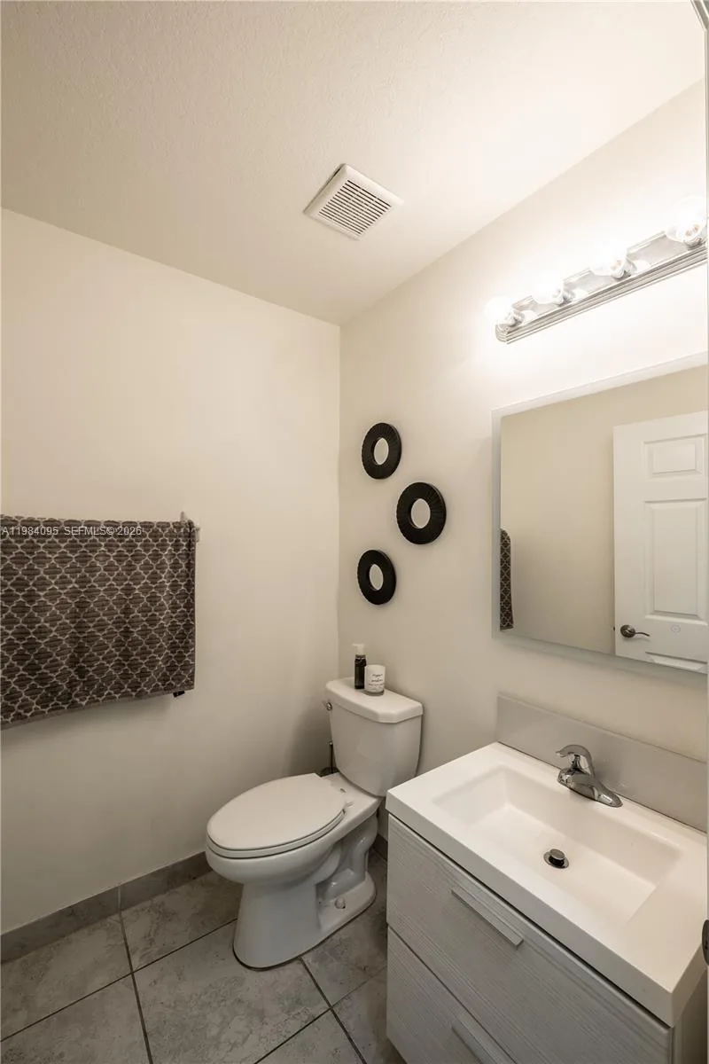 141 NE 24th Ave, Homestead, FL 33033 photo 13