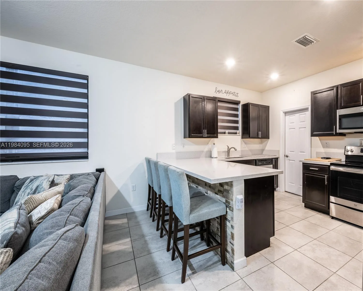 141 NE 24th Ave, Homestead, FL 33033 photo 9