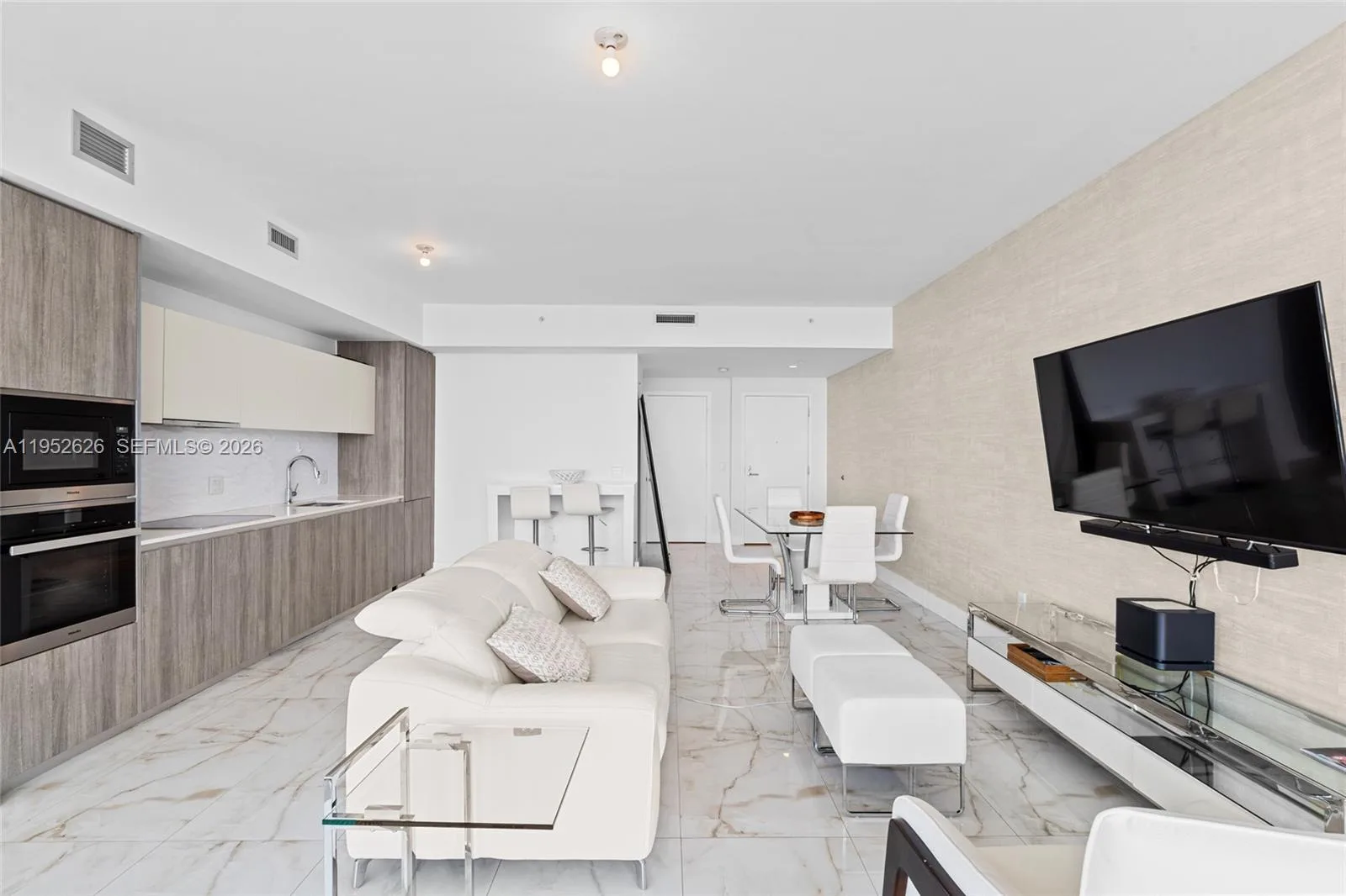 2900 NE 7th Ave # 4104, Miami, FL 33137 photo 11