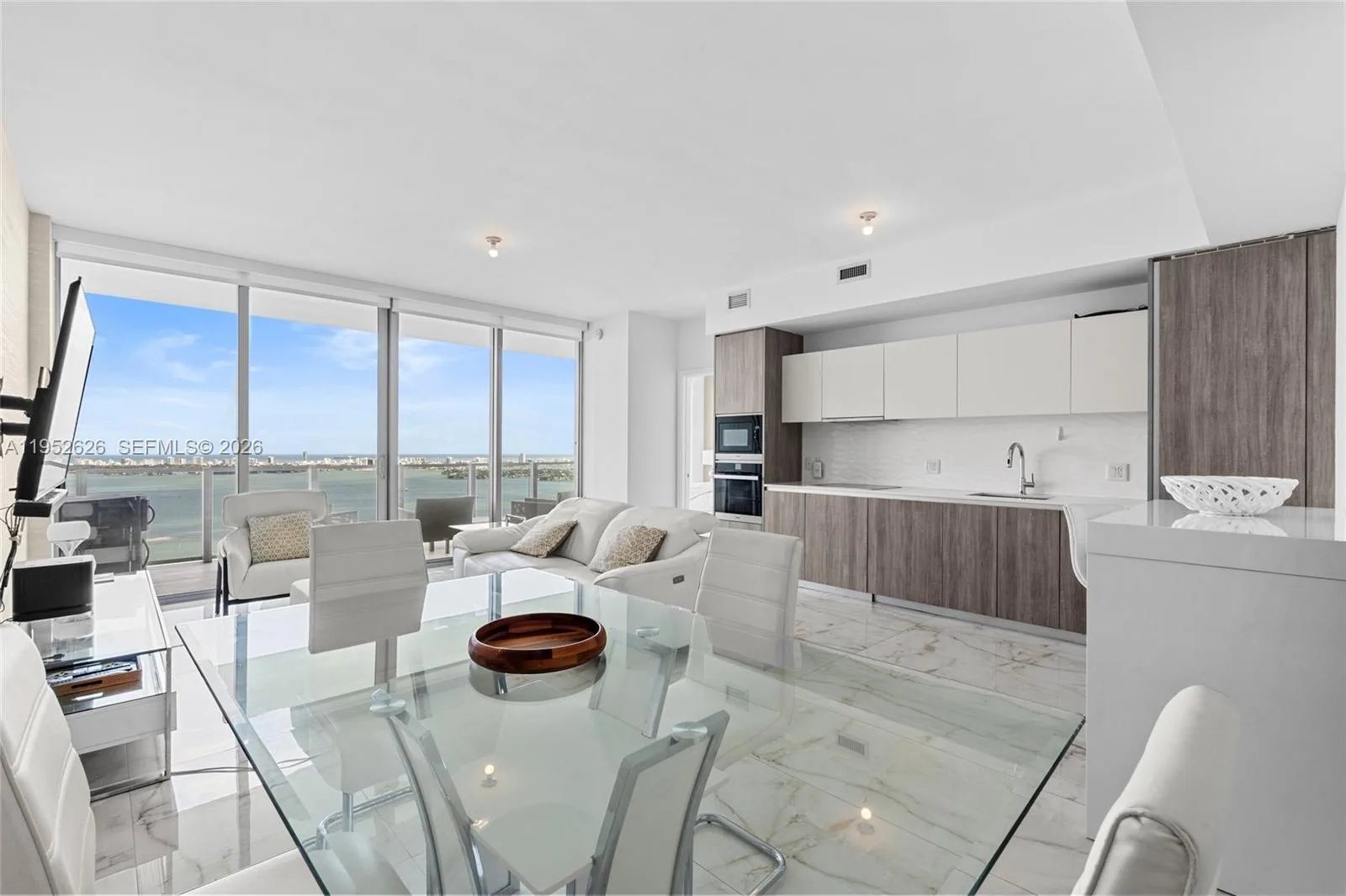 2900 NE 7th Ave # 4104, Miami, FL 33137 photo 4