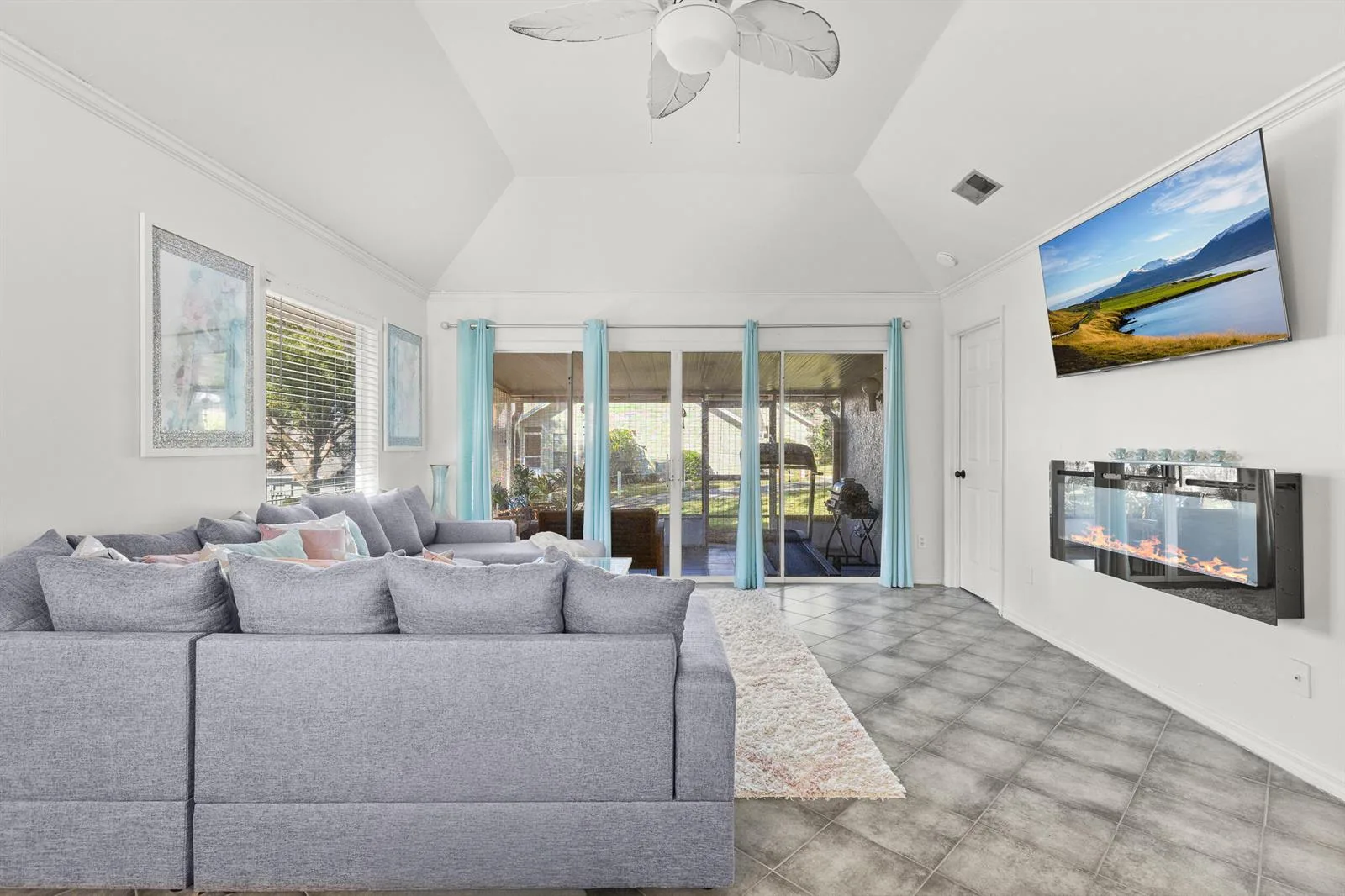 1329 Villa Lane # 45, FL 32712