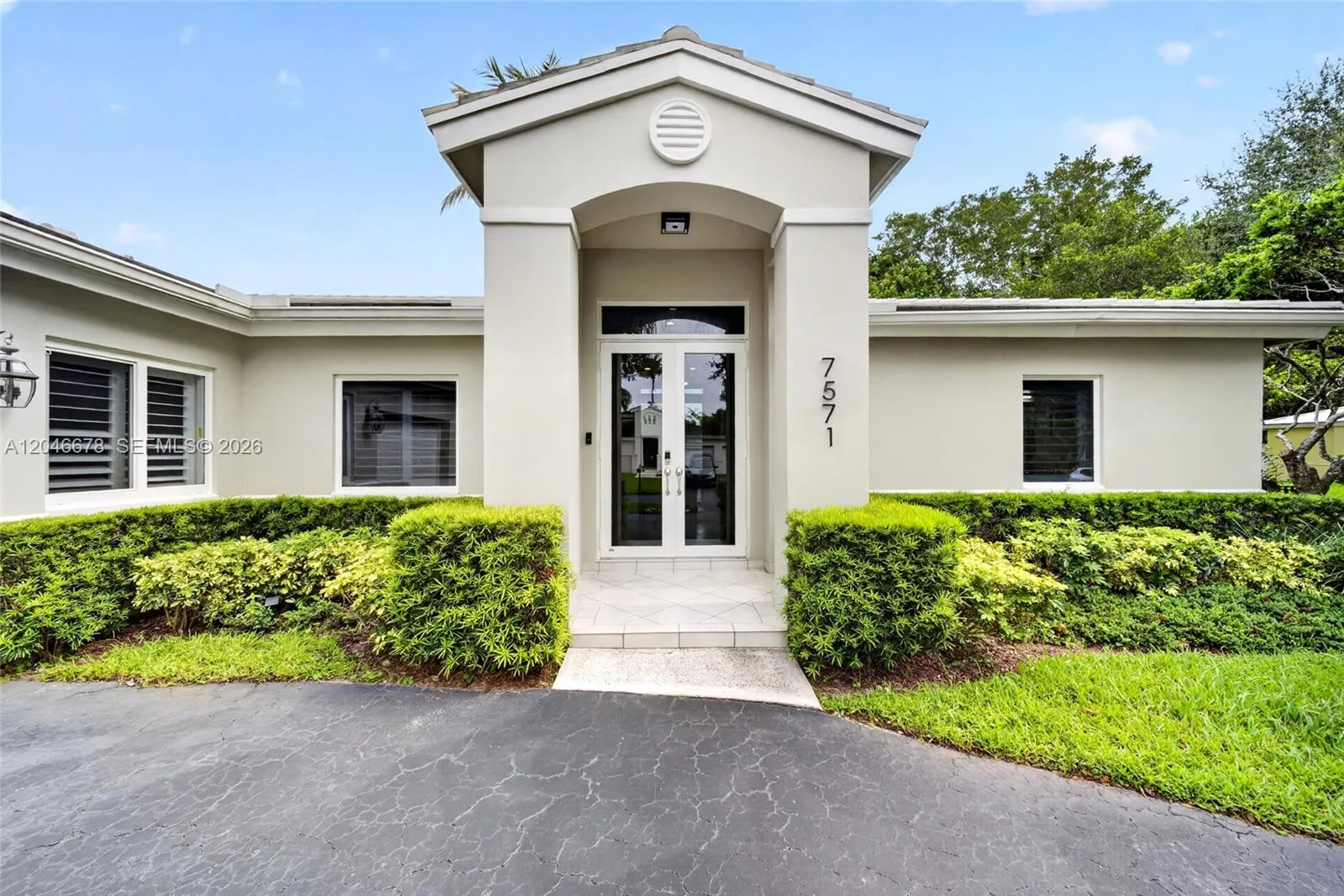 7571 SW 148th Ter, Palmetto Bay, FL 33158