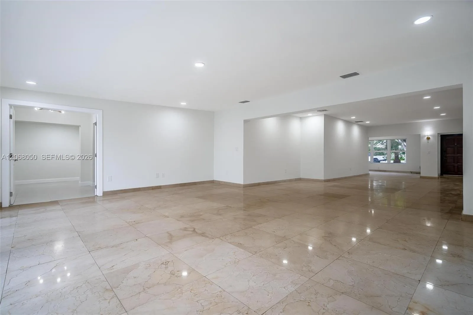 1710 Cleveland Rd # 0, Miami Beach, FL 33141 photo 11