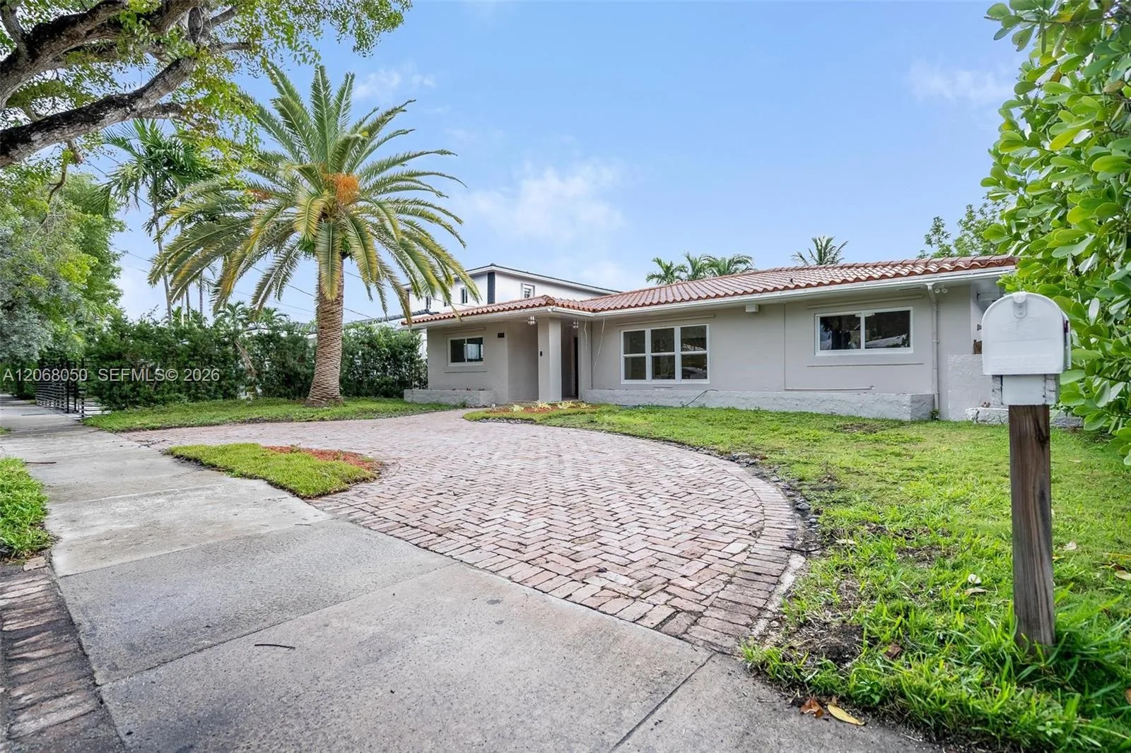 1710 Cleveland Rd # 0, Miami Beach, FL 33141 photo 3