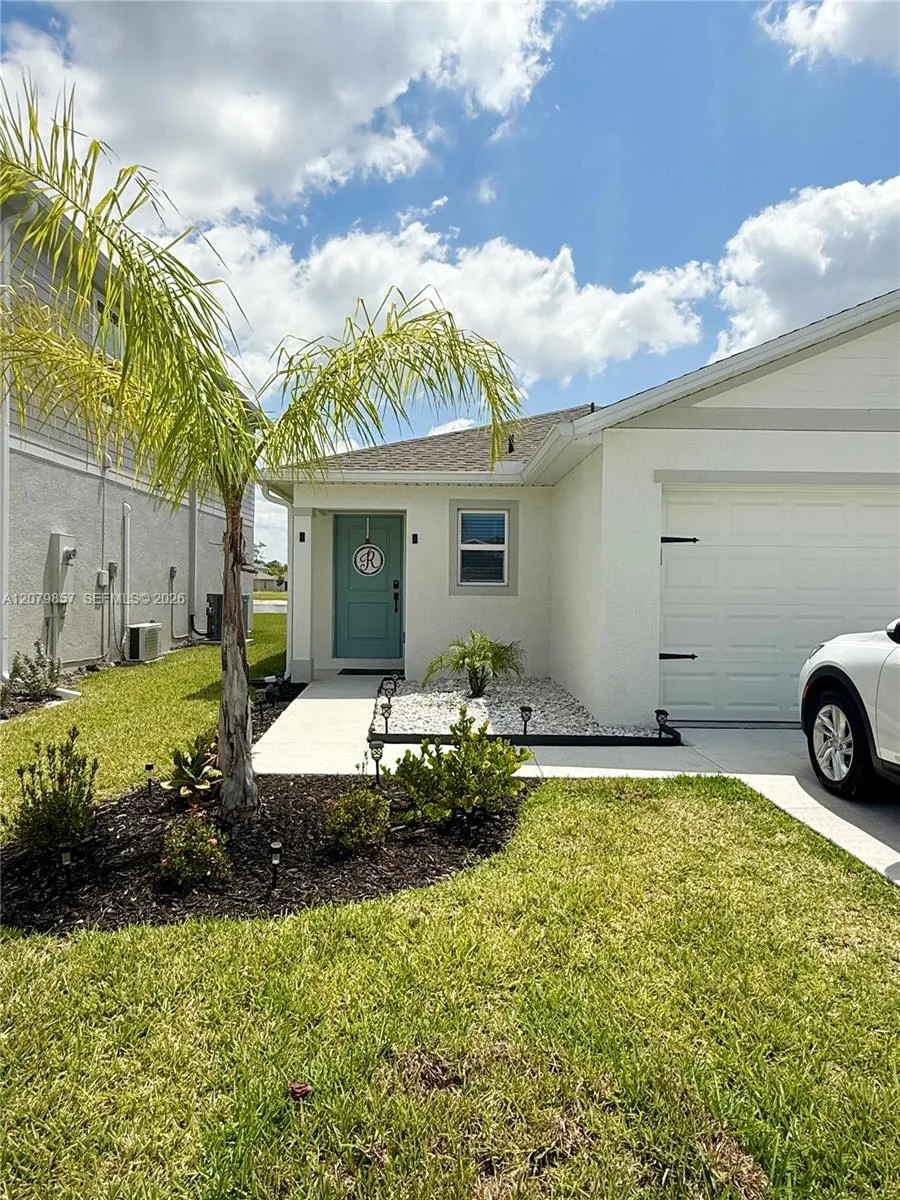 12119 Shortleaf Pine Trl, Fort Myers, FL 33966 photo 3