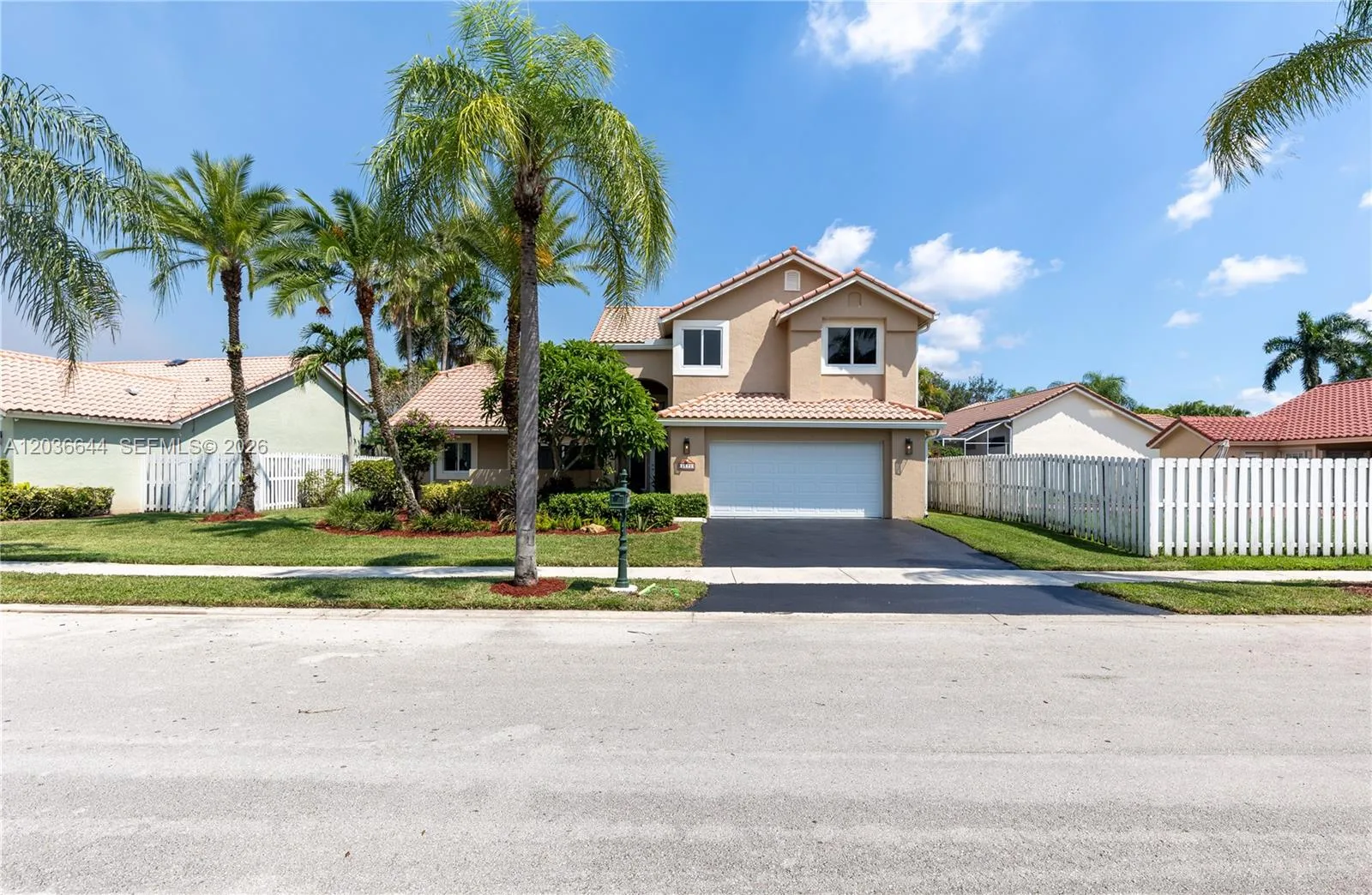 1171 Laguna Springs Dr, Weston, FL 33326