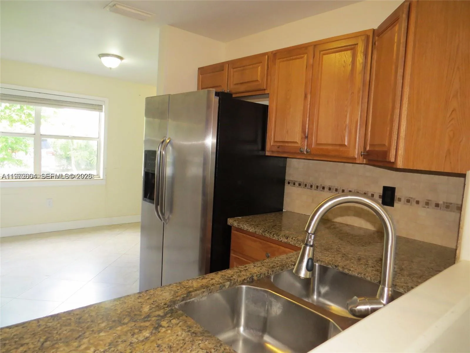 216 Lakeside Cir, Sunrise, FL 33326 photo 3