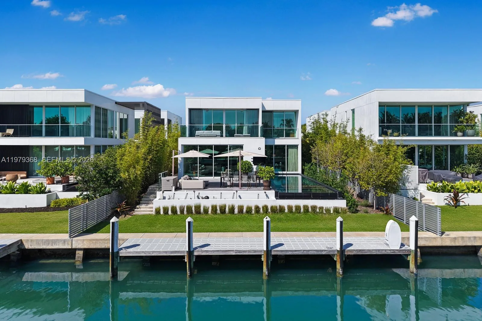 1051 W 48th St # 4, Miami Beach, FL 33140 photo 2