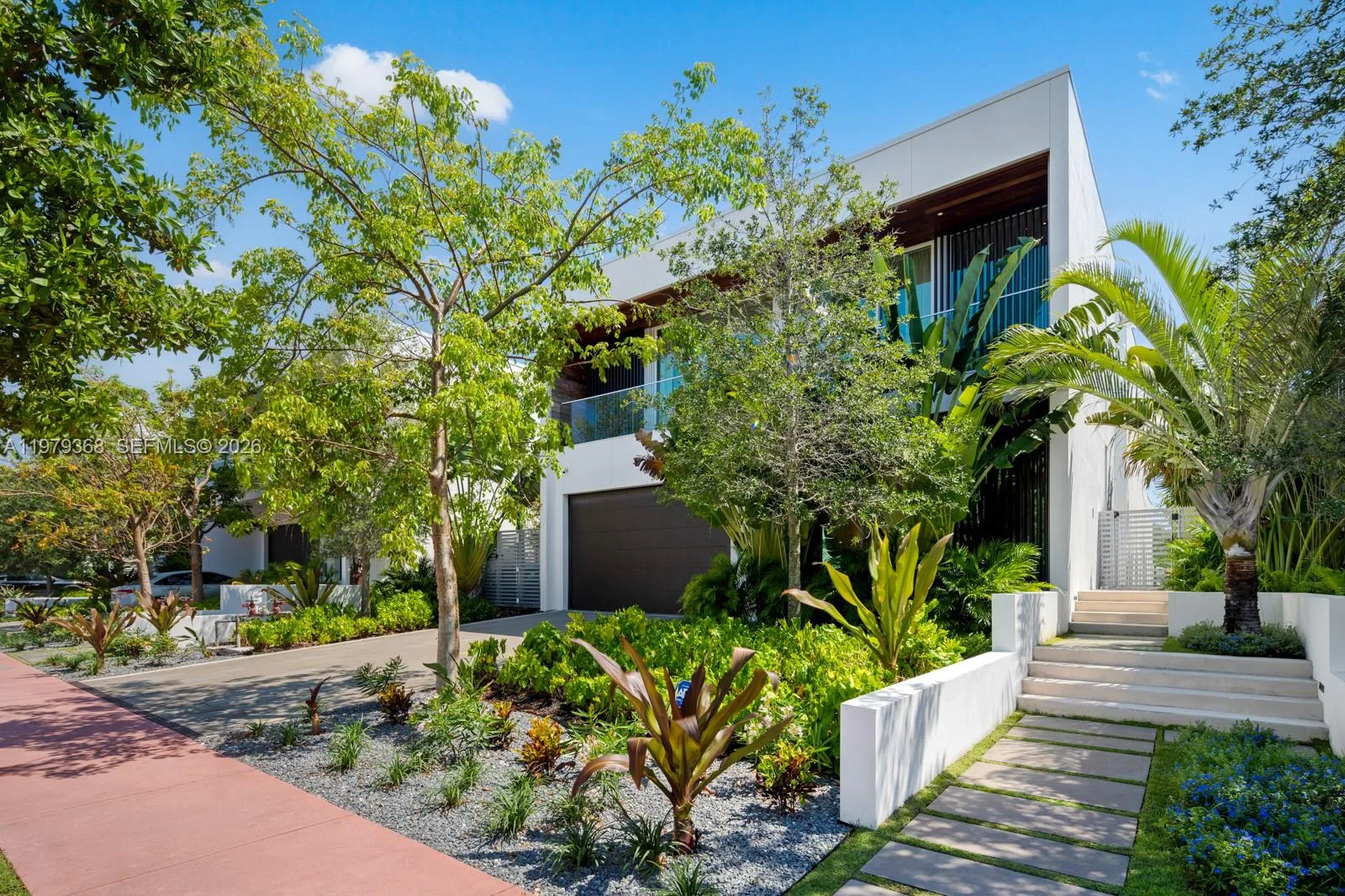 1051 W 48th St # 4, Miami Beach, FL 33140 photo 5