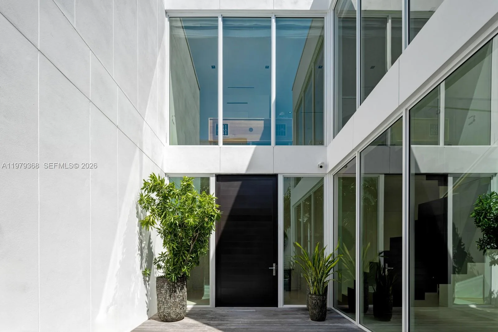 1051 W 48th St # 4, Miami Beach, FL 33140 photo 6