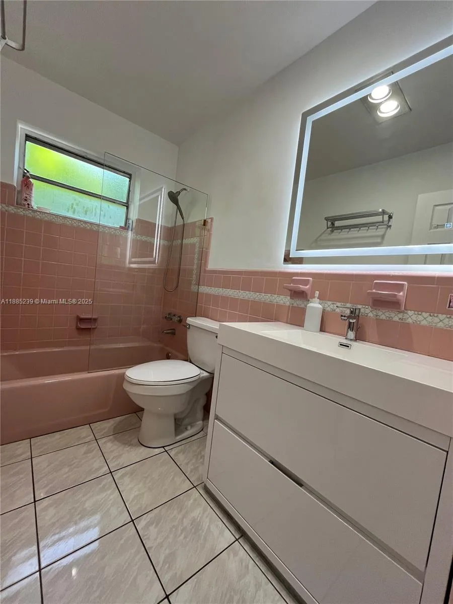 1395 NE 167th St # 315, Miami, FL 33162 photo 10