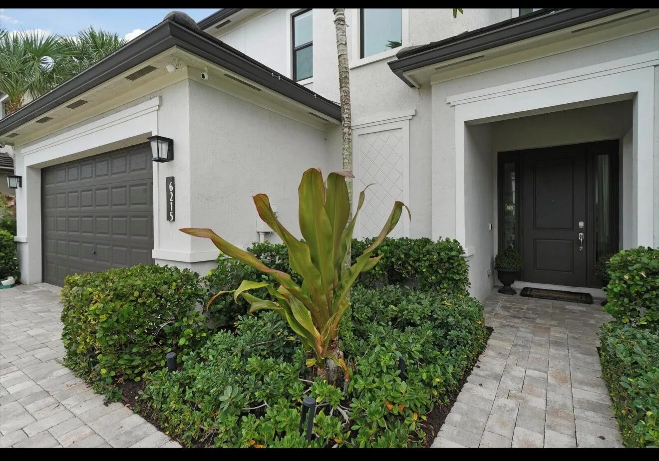 6215 OCEANAIRE Way, Lake Worth, FL 33467 photo 2