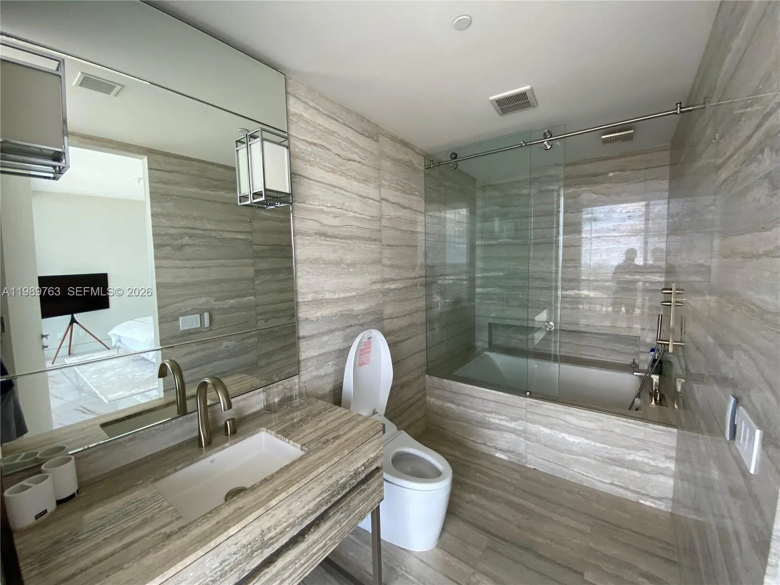 18975 Collins Ave # 5105, Sunny Isles Beach, FL 33160 photo 11