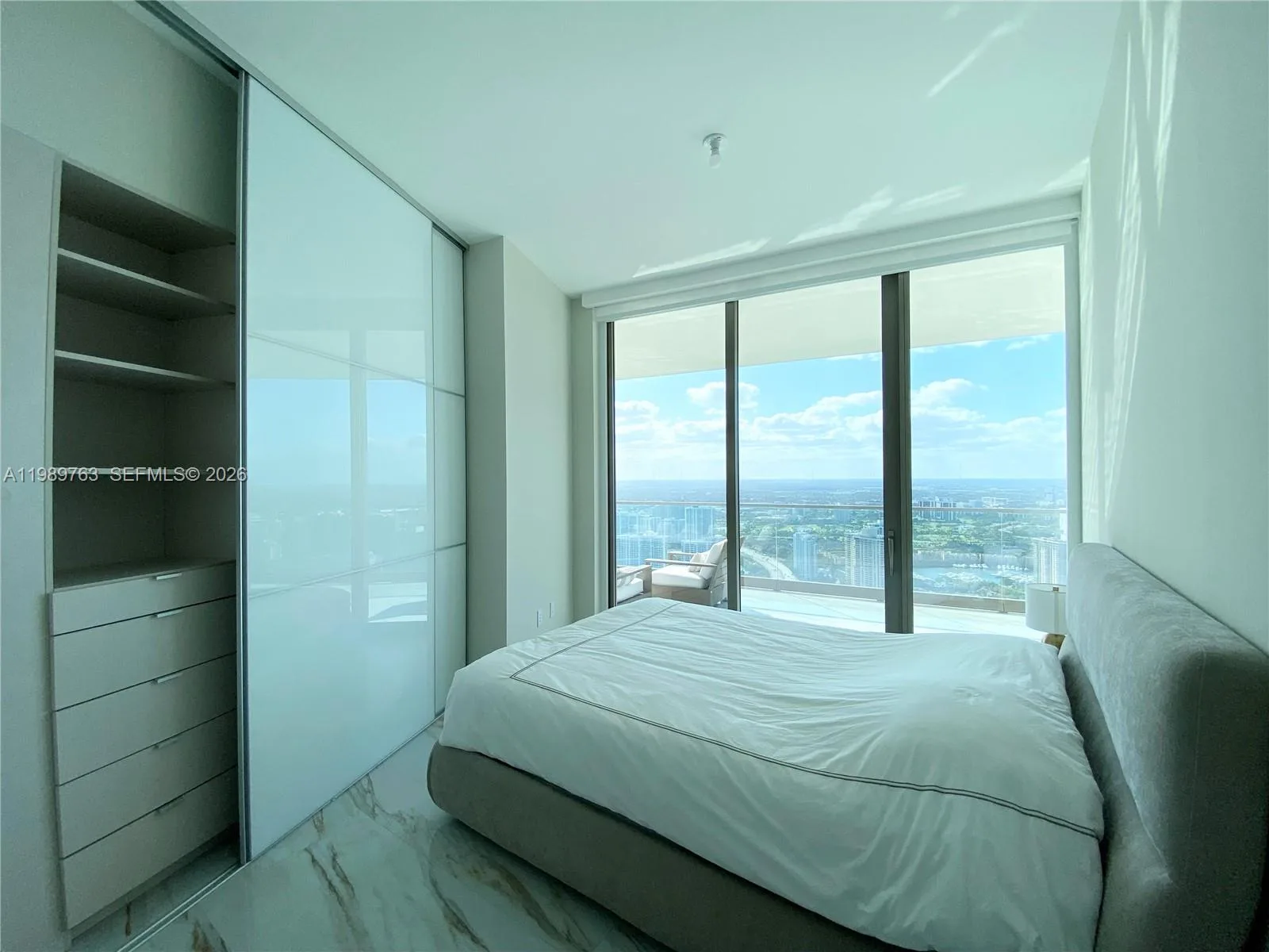 18975 Collins Ave # 5105, Sunny Isles Beach, FL 33160 photo 12
