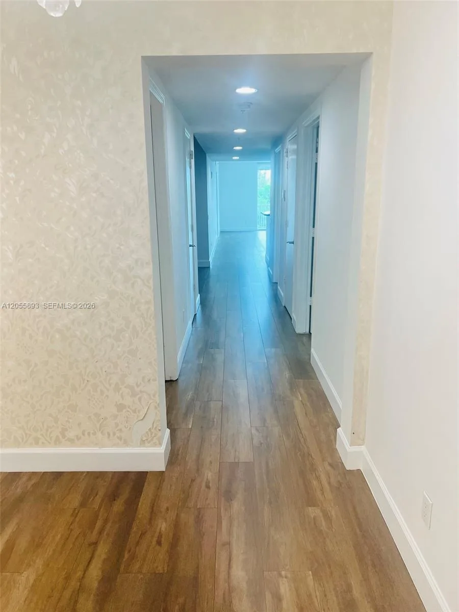 14951 Royal Oaks Ln # 409, North Miami, FL 33181 photo 13