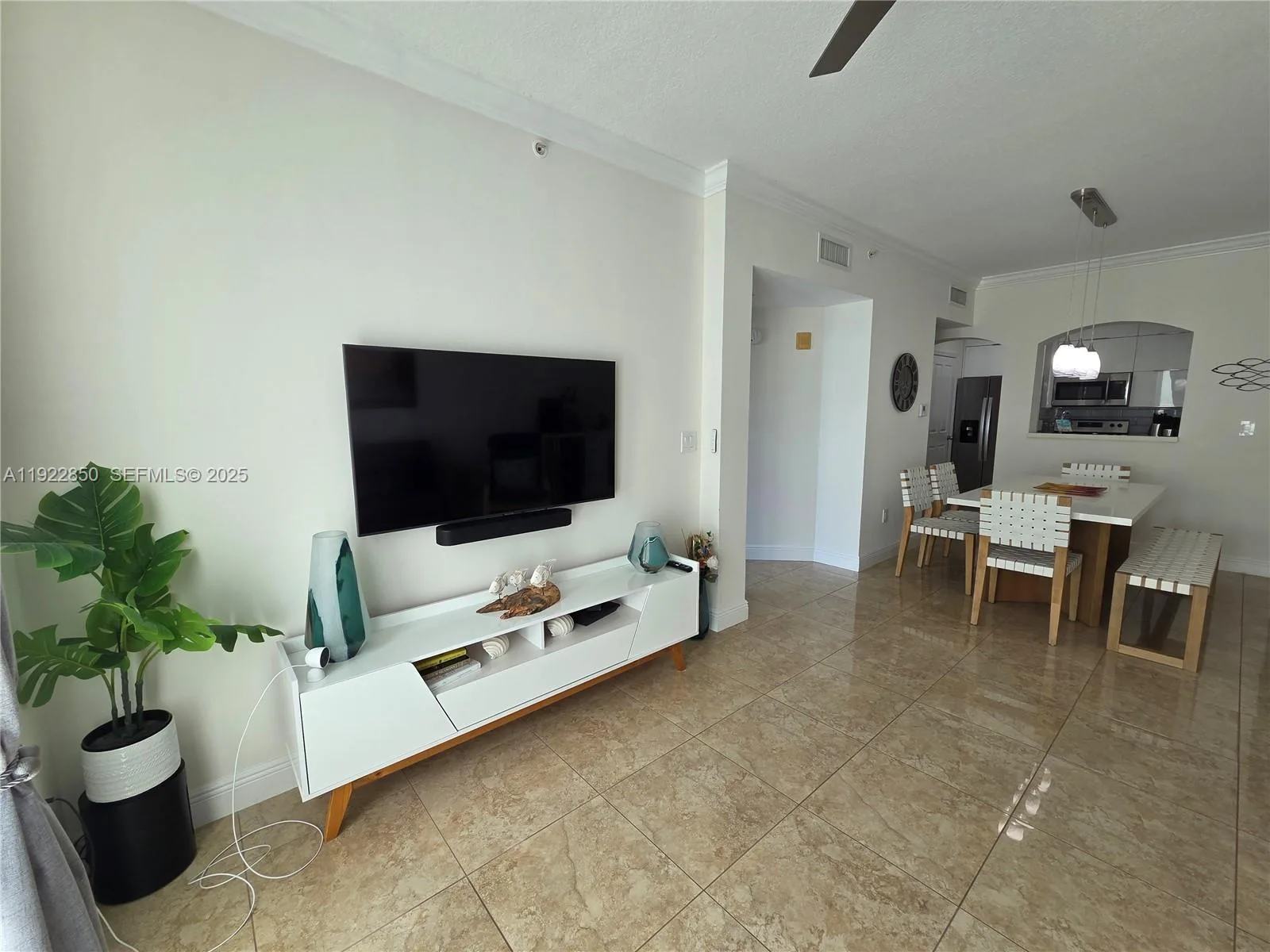 9172 Collins Ave # 403, Surfside, FL 33154 photo 4