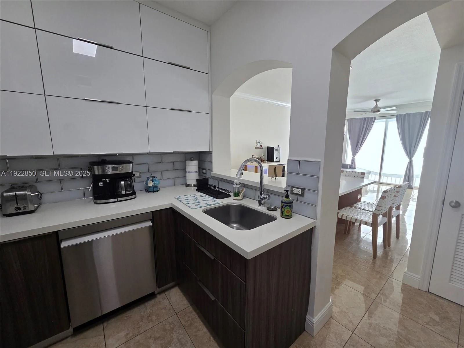 9172 Collins Ave # 403, Surfside, FL 33154 photo 7