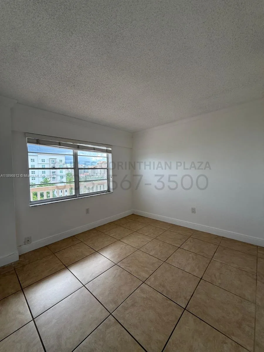 Gables Corinthian Plaza – photo 28