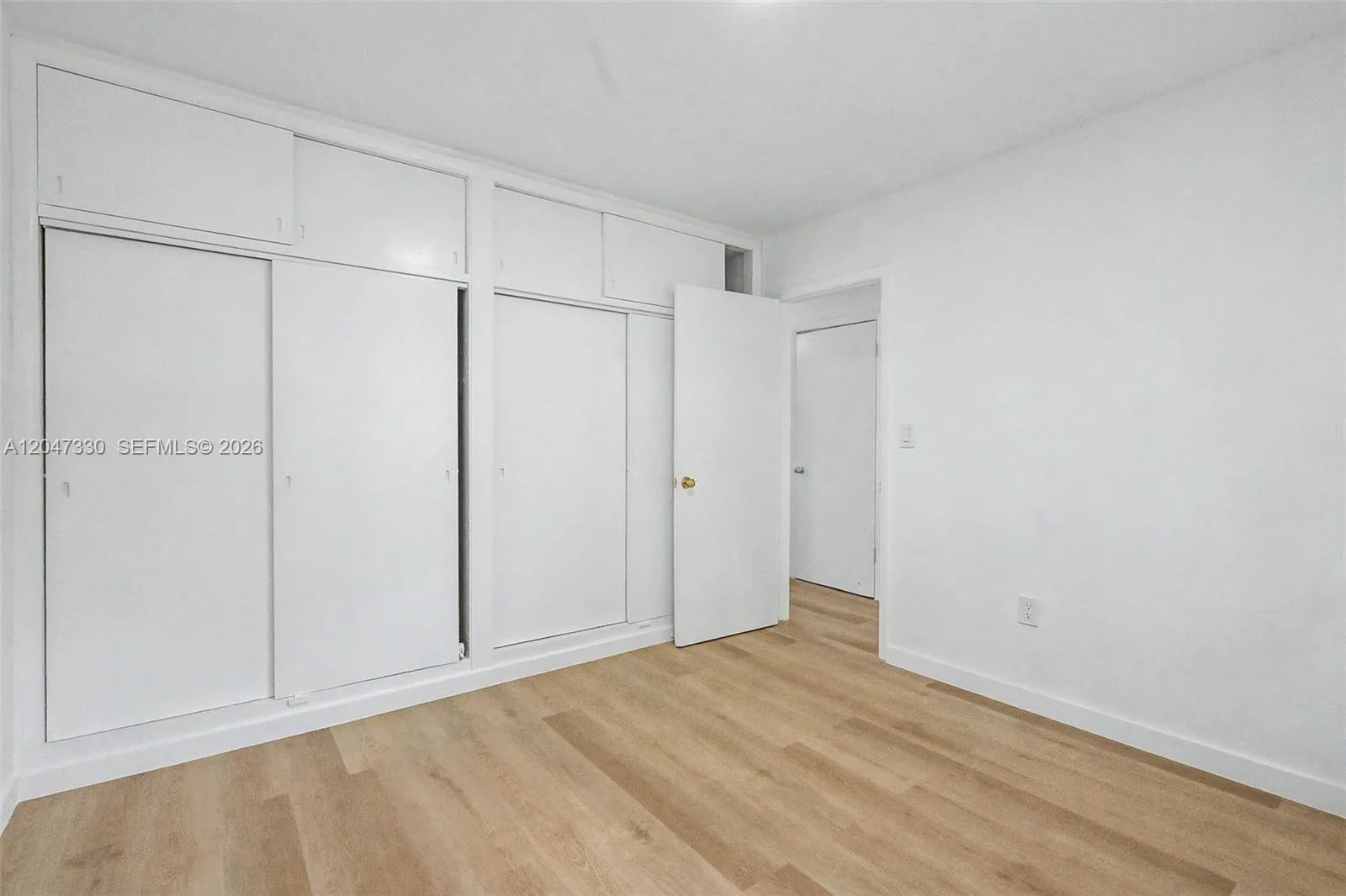 60 NW 79th St # 27, Miami, FL 33150 photo 3