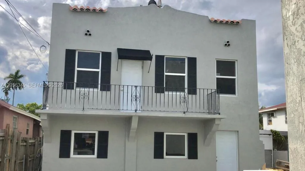 1700 NW 22 CT # 5, Miami, FL 33125 photo 2