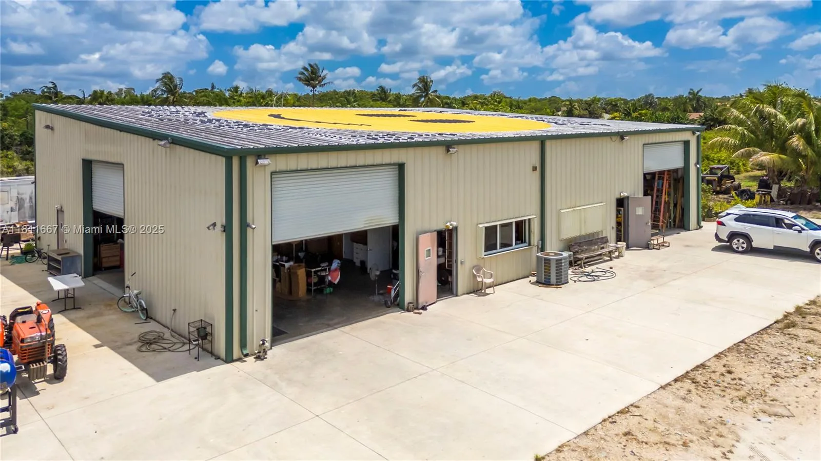 4077 SW 121st Ter, Davie, FL 33330 photo 9