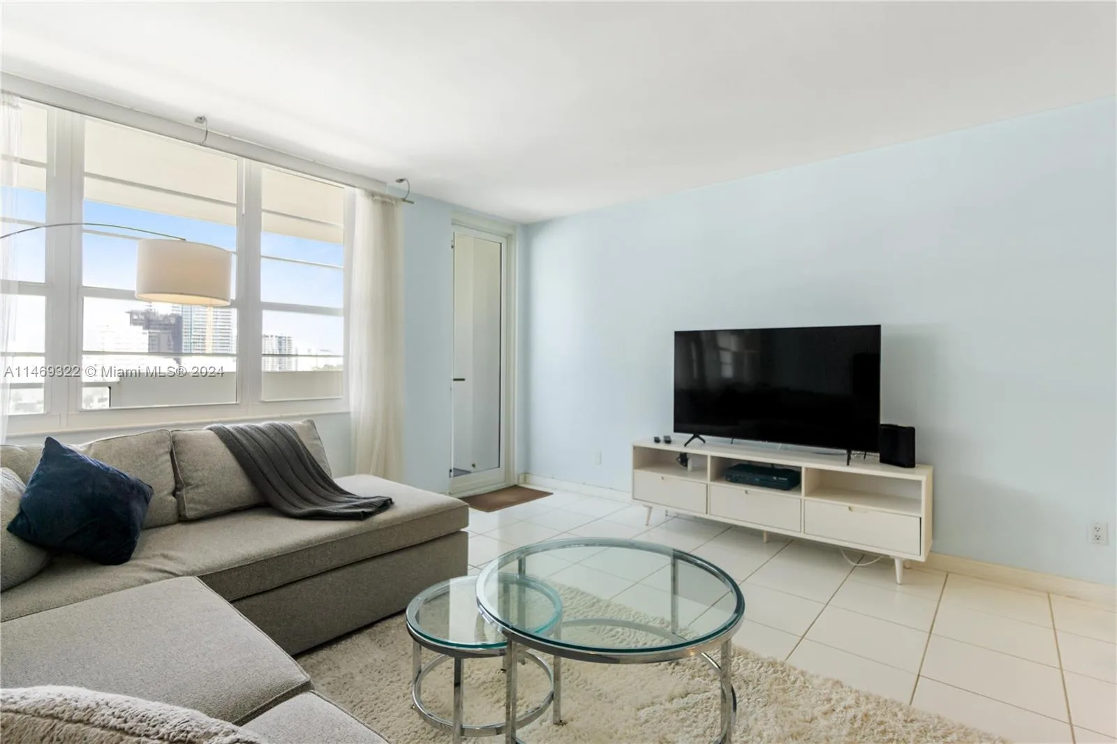 100 Lincoln Rd # 1043, Miami Beach, FL 33139 photo 2
