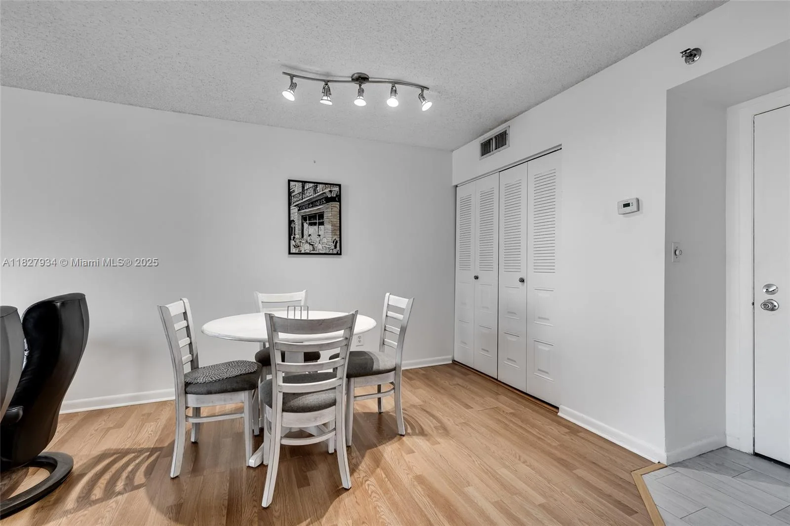 770 Claughton Island Dr # 1210, Miami, FL 33131 photo 2