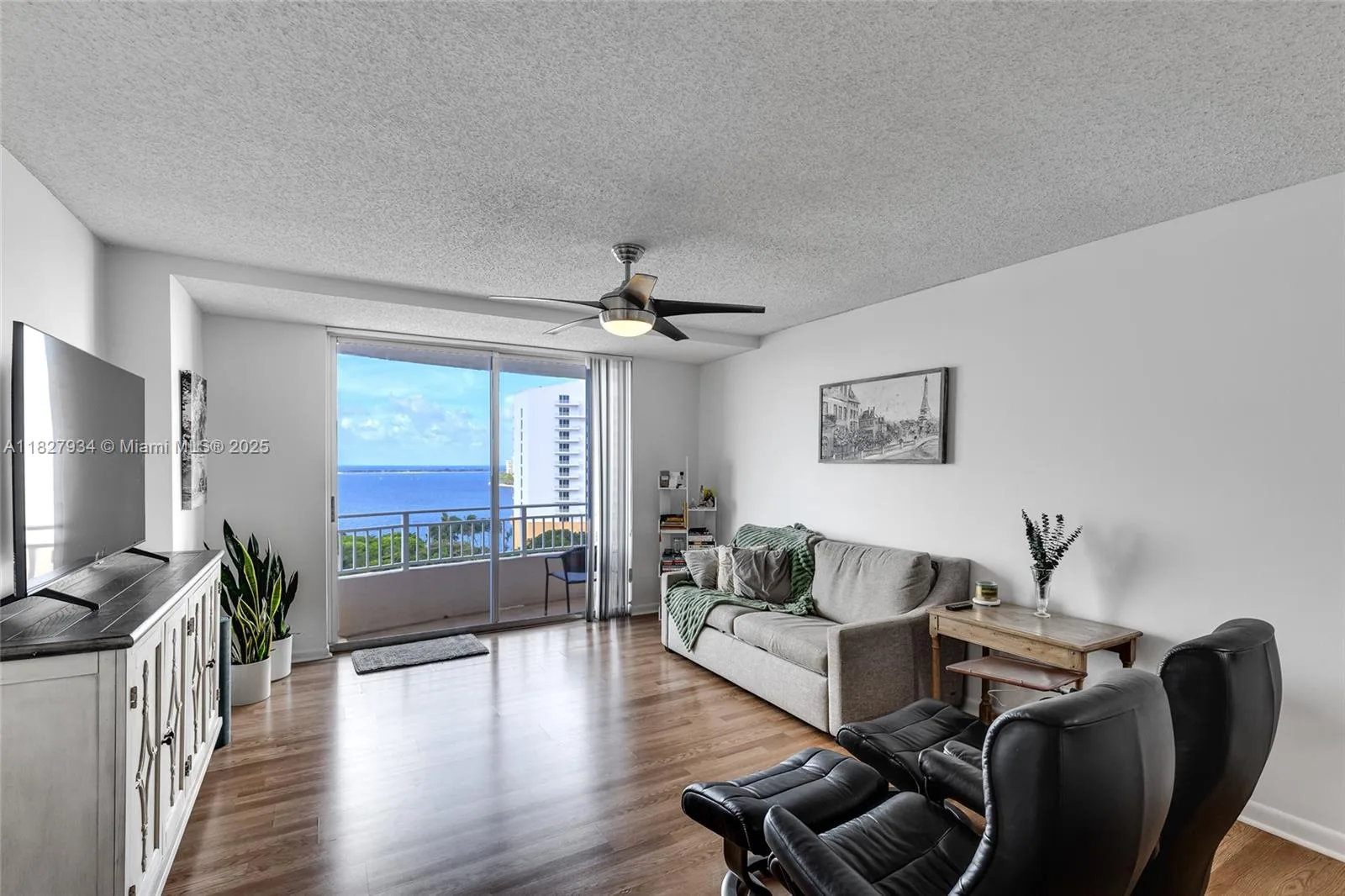 770 Claughton Island Dr # 1210, Miami, FL 33131 photo 3